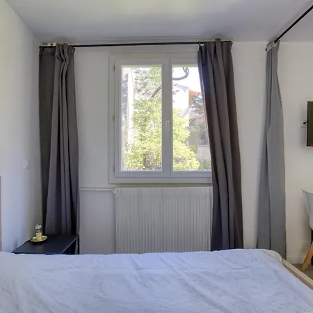 Beautiful Studio Near The Canal De L'ourcq Apartment